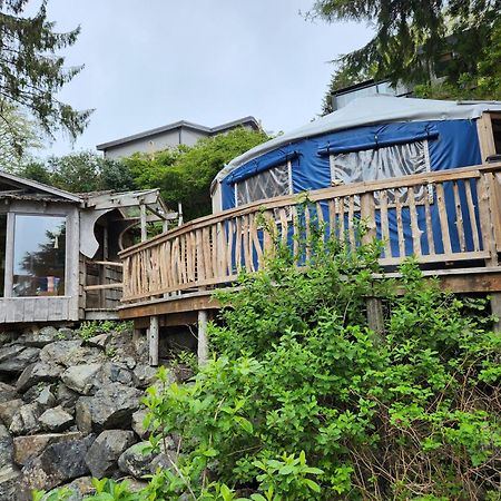 Lunar Cove Inn Charters And Tours Tofino Dış mekan fotoğraf