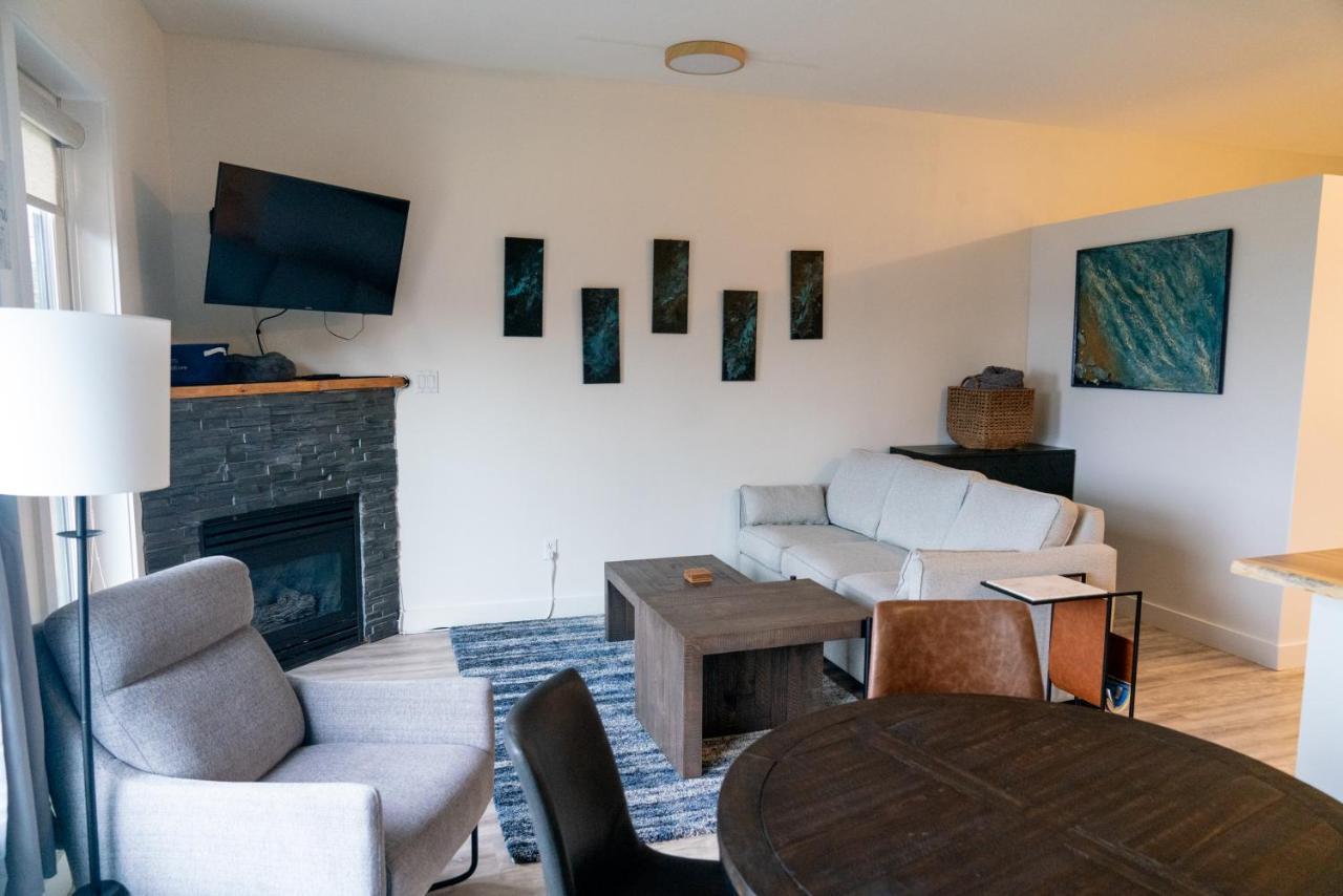 Lunar Cove Inn Charters And Tours Tofino Dış mekan fotoğraf