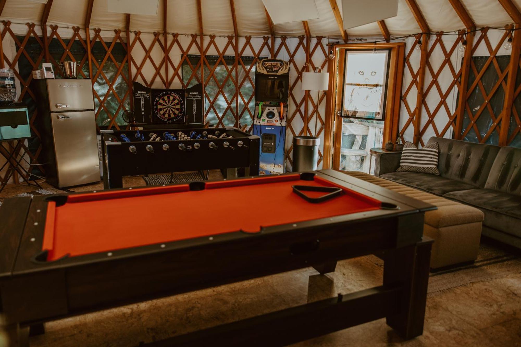 Lunar Cove Inn Charters And Tours Tofino Dış mekan fotoğraf